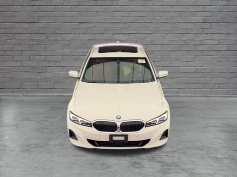 Used 2025 BMW 330i xDrive Sedan w/ Premium Package AWD/4WD image 2