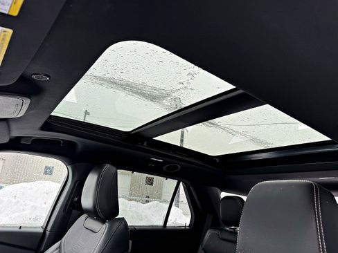 Used 2021 Ford Explorer ST w/ Equipment Group 401A image 19