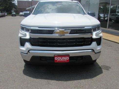 Certified 2024 Chevrolet Silverado 1500 LT w/ Max Trailering Package AWD/4WD image 3