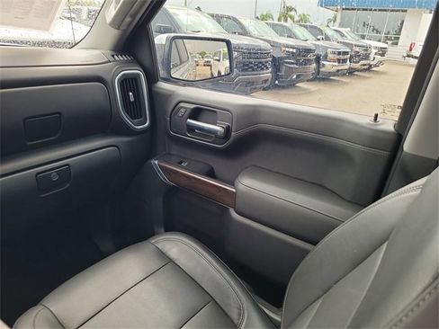 Used 2019 GMC Sierra 1500 SLT image 13
