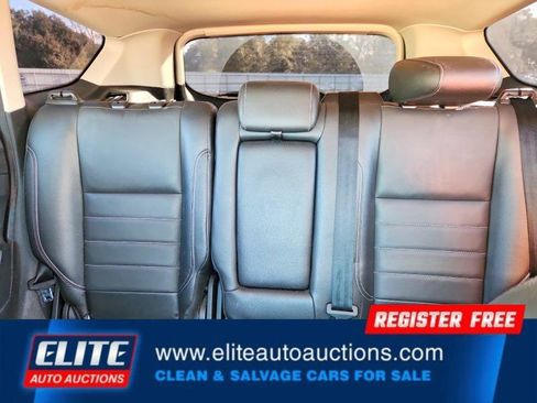 Used 2014 Ford Escape SE w/ Equipment Group 201A image 19
