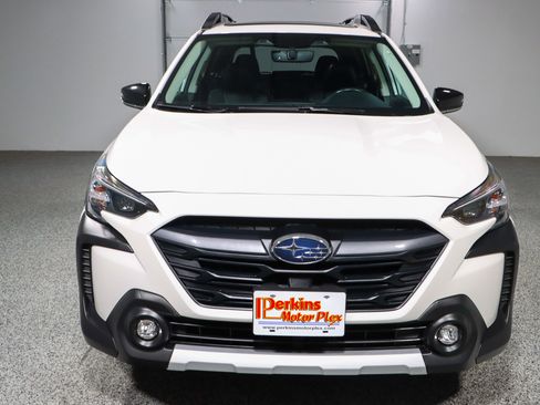 Used 2024 Subaru Outback Limited image 4