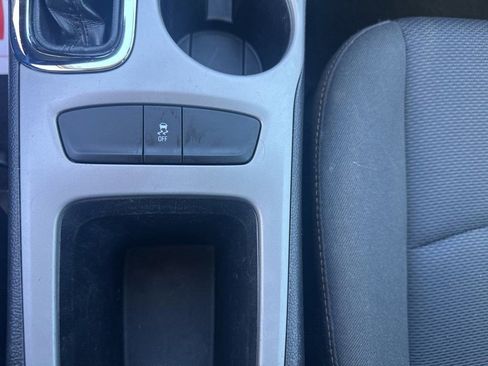 Used 2018 Chevrolet Cruze LS image 29