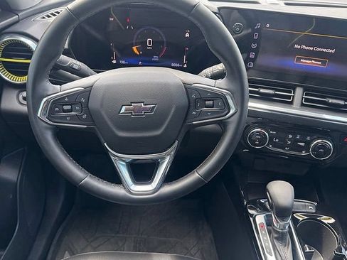 Certified 2024 Chevrolet Trax ACTIV w/ Driver Confidence Package FWD image 14