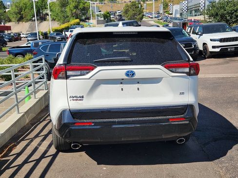 Used 2024 Toyota RAV4 SE w/ Weather & Moonroof Package AWD/4WD image 10