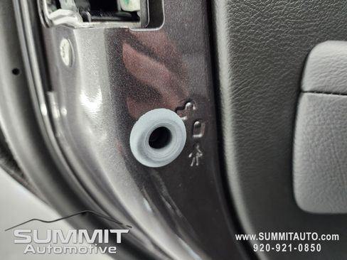 New 2025 Jeep Wrangler Unlimited Rubicon w/ Steel Bumper Group image 40