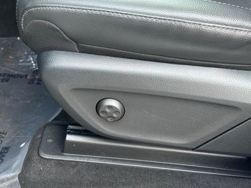 Used 2024 Mercedes-Benz GLE 350 4MATIC image 15