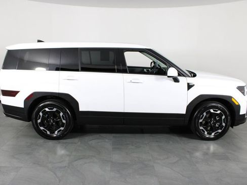 Used 2026 Hyundai Santa Fe SE image 13