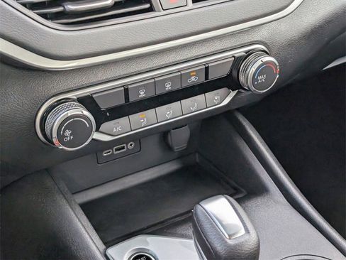 New 2025 Nissan Altima 2.5 S image 23