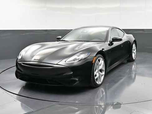 New 2025 Karma Revero Luxury RWD image 1