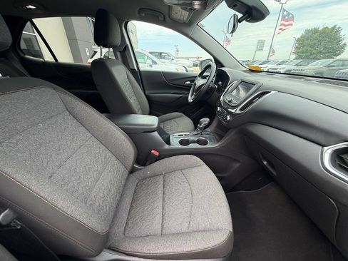 Used 2024 Chevrolet Equinox LT AWD/4WD image 41