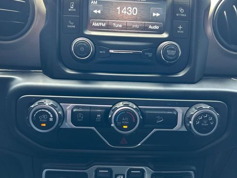 Used 2020 Jeep Wrangler Unlimited Sport S AWD/4WD image 13