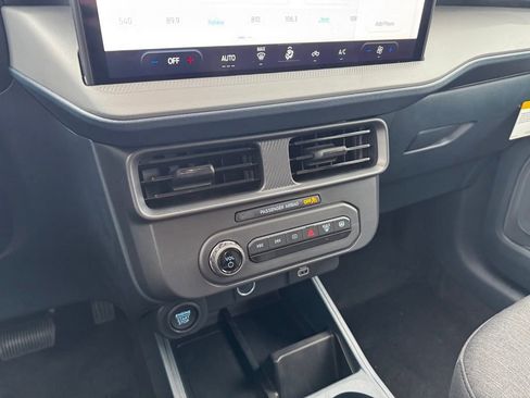 New 2025 Ford Maverick XLT w/ Black Appearance Package image 25