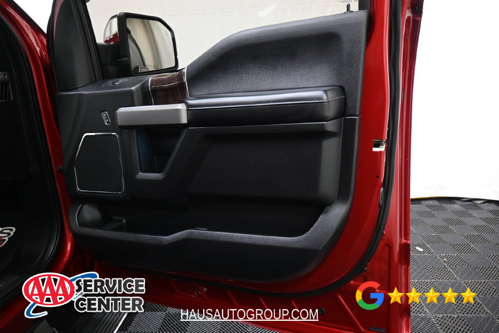 Used 2015 Ford F150 Platinum w/ Equipment Group 701A Luxury AWD/4WD image 26