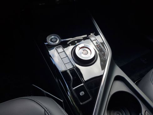 New 2026 Kia Niro Wind FWD image 22