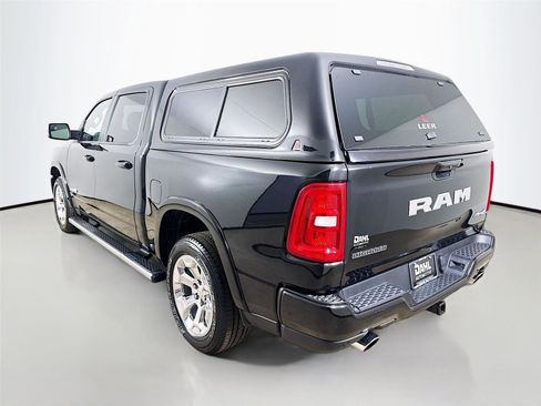 Used 2025 RAM 1500 Big Horn AWD/4WD image 10