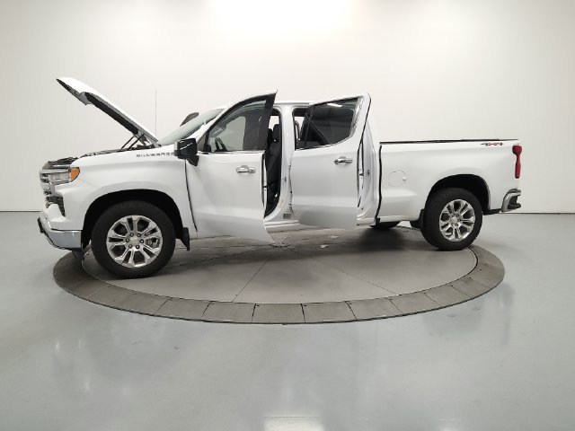 Used 2023 Chevrolet Silverado 1500 LTZ AWD/4WD image 34