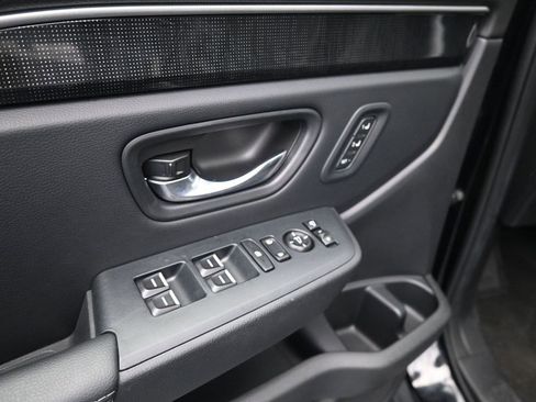 Used 2023 Honda Pilot Elite image 11