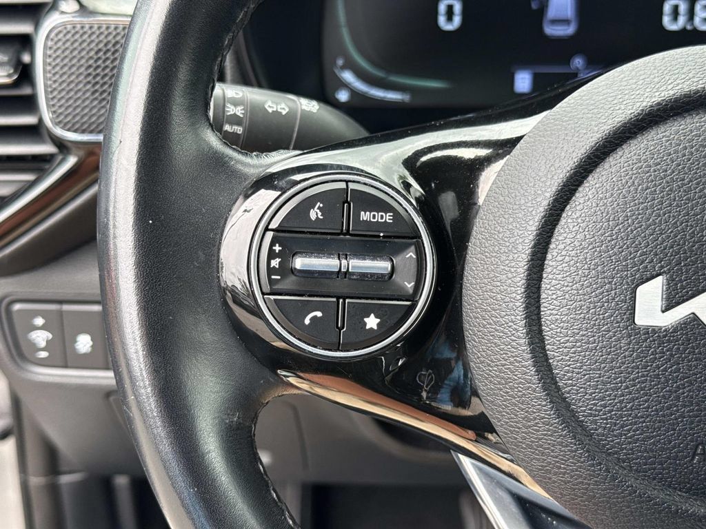 Used 2024 Kia Soul EX w/ Option Group 015 FWD image 40
