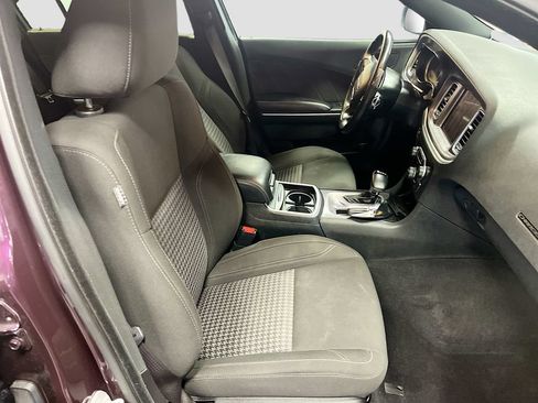 Used 2020 Dodge Charger SXT w/ Cold Weather Package AWD/4WD image 28