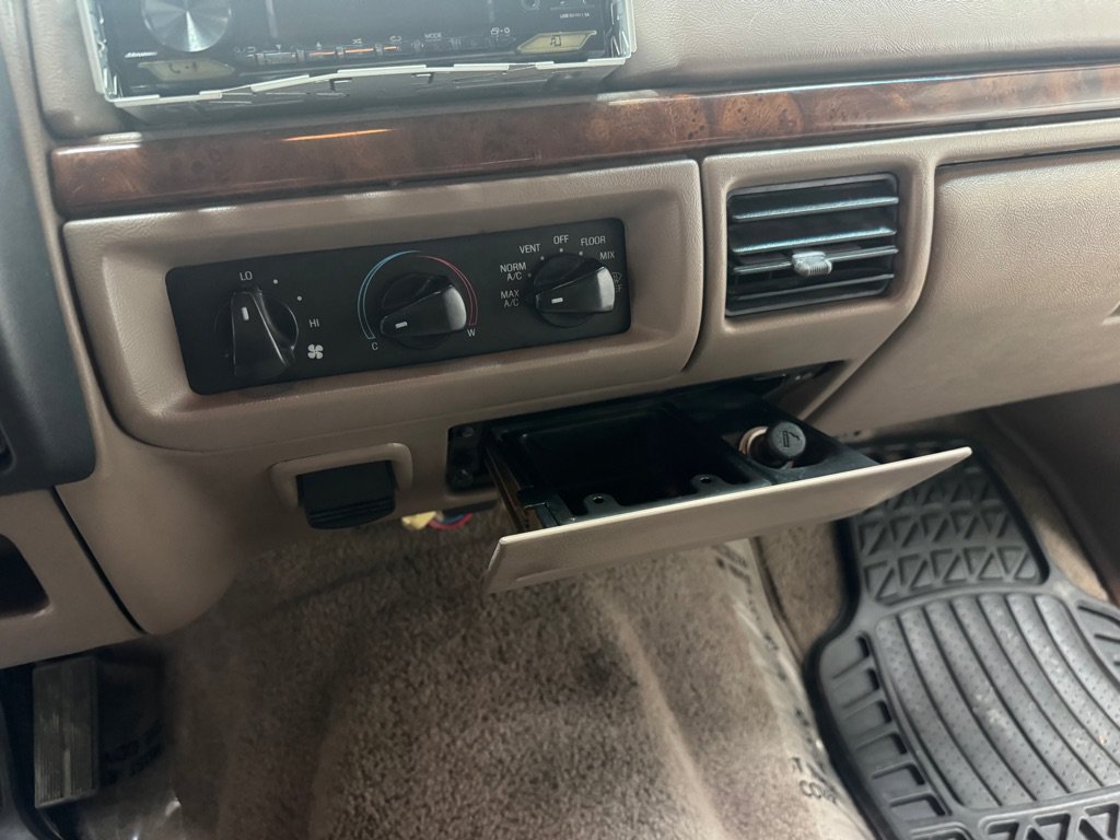 Used 1996 Ford Bronco AWD/4WD image 32