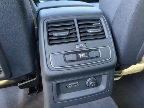 Used 2023 Audi A4 2.0T Premium Plus image 16