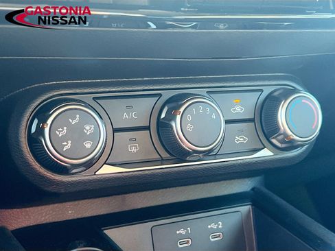 Used 2026 Nissan Kicks S FWD image 19