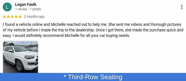 Used 2024 Chrysler Pacifica Touring-L FWD image 7