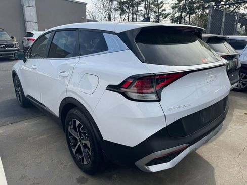 Certified 2024 Kia Sportage EX image 7