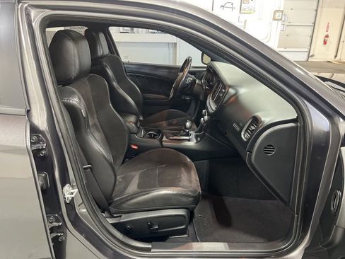 Used 2019 Dodge Charger GT w/ Plus Group image 27