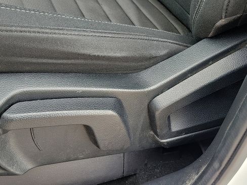 Used 2019 Ford Ranger XLT w/ Equipment Group 301A Mid AWD/4WD image 13