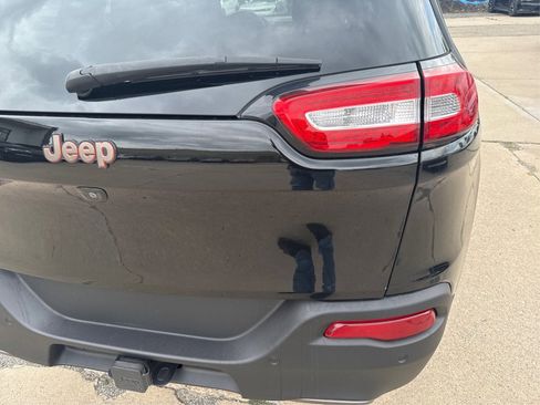 Used 2017 Jeep Cherokee 75th Anniversary image 22