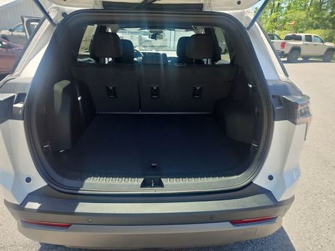 Used 2026 Chevrolet Equinox LT FWD image 20