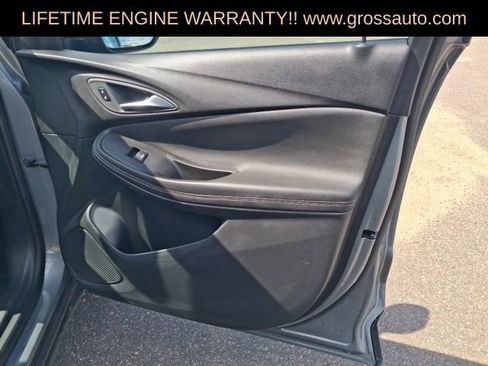 Used 2025 Buick Encore GX Preferred AWD/4WD image 29