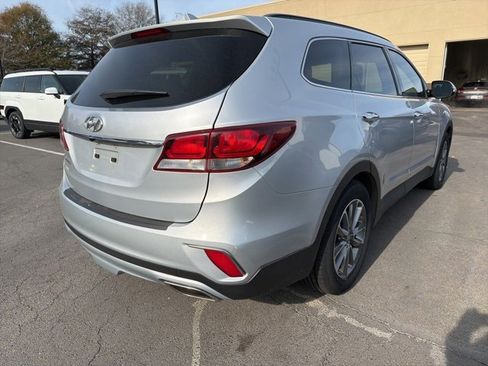 Used 2017 Hyundai Santa Fe SE w/ SE Premium Package 02 image 9