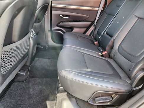 Certified 2022 Hyundai Tucson Limited image 10