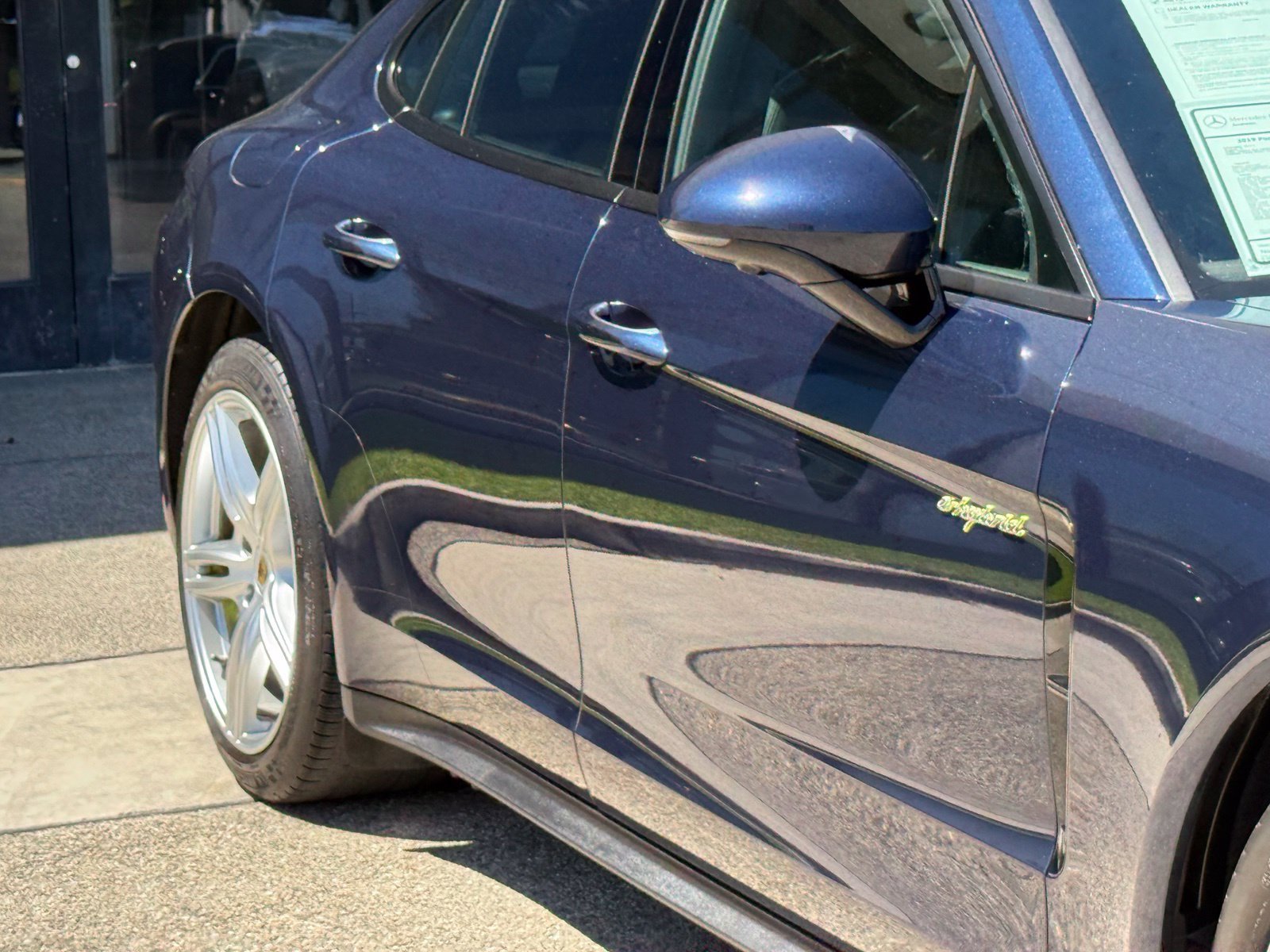 Used 2019 Porsche Panamera 4 AWD/4WD image 9