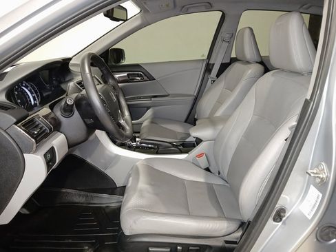 Used 2016 Honda Accord EX-L image 9