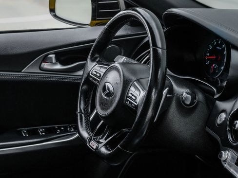 Used 2018 Kia Stinger GT2 AWD/4WD image 23