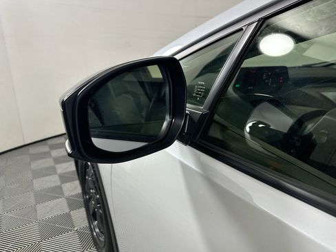 Used 2023 Toyota Prius LE FWD image 10