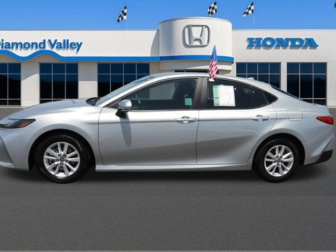 Used 2025 Toyota Camry LE FWD image 9