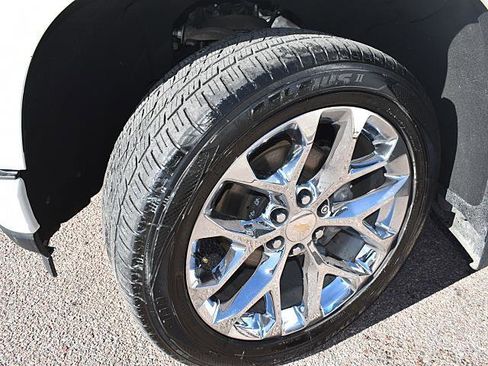 Used 2020 Chevrolet Silverado 1500 High Country w/ Technology Package image 8