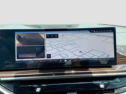 New 2026 BMW X5 sDrive40i RWD image 32