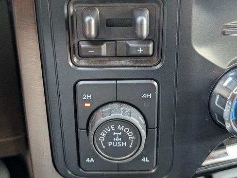 Used 2025 Ford F150 King Ranch w/ FX4 Off-Road Package AWD/4WD image 25