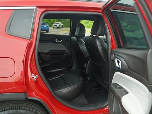 Used 2023 Jeep Compass Latitude w/ Sun and Sound Group AWD/4WD image 23