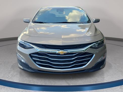 Used 2025 Chevrolet Malibu LT FWD image 4