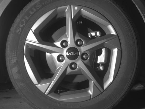 Used 2025 Kia K4 LXS image 13