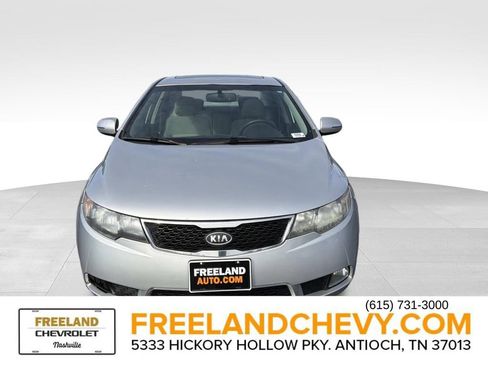 Used 2011 Kia Forte EX w/ Tech Pkg image 9