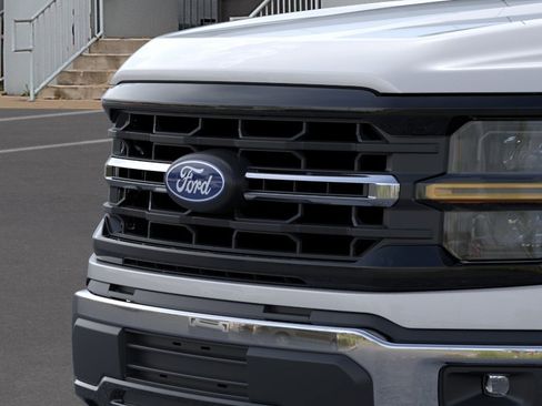 New 2026 Ford F150 XLT w/ XLT Chrome Appearance Package RWD image 17