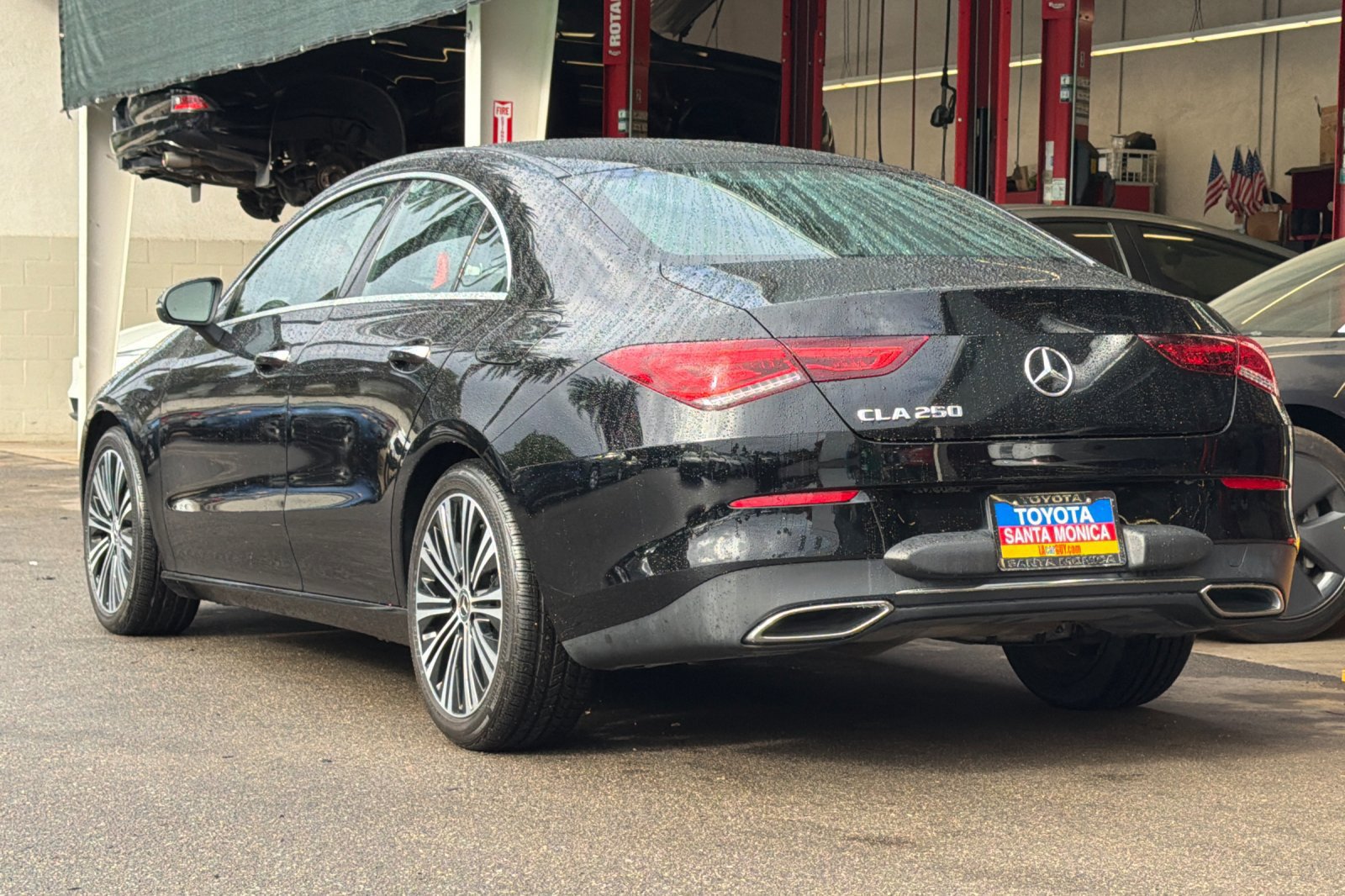 Used 2023 Mercedes-Benz CLA 250 w/ Premium Package image 6